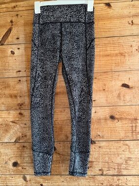 Lululemon Black & White Speckle Leggings
